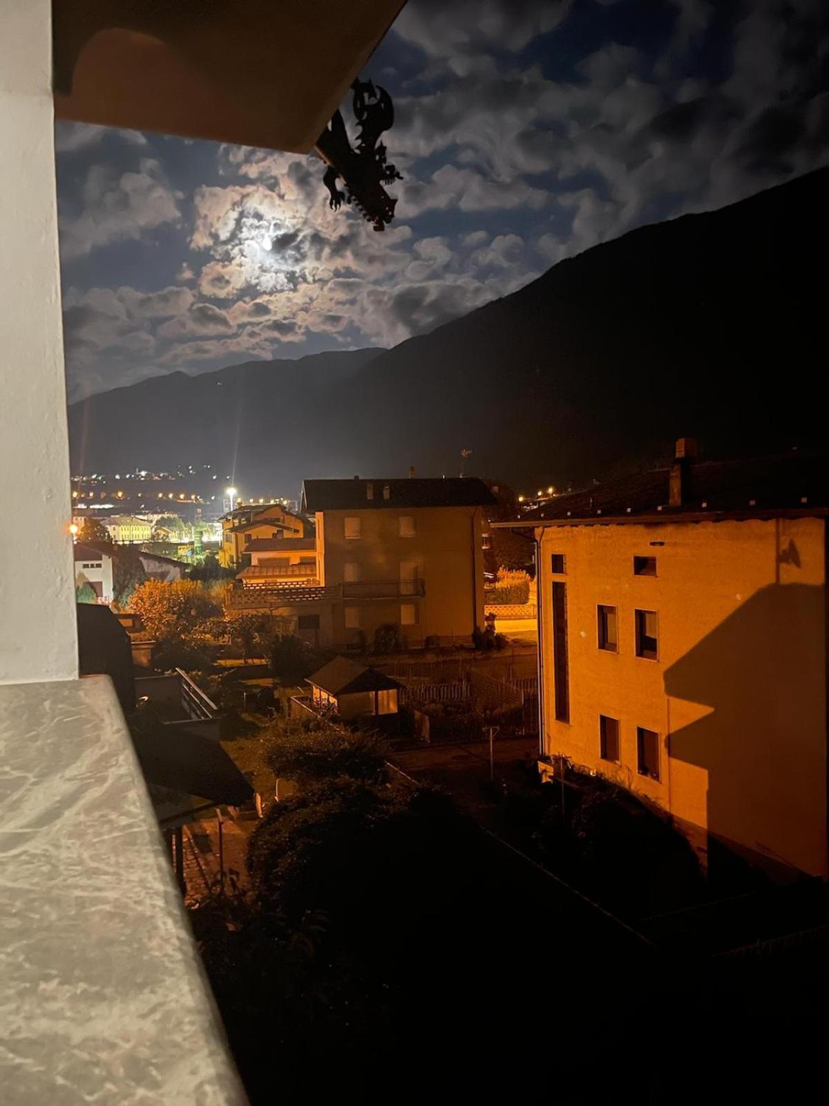 Ampio Appartamento Con Vista “Casa Magro” Tirano Exterior photo